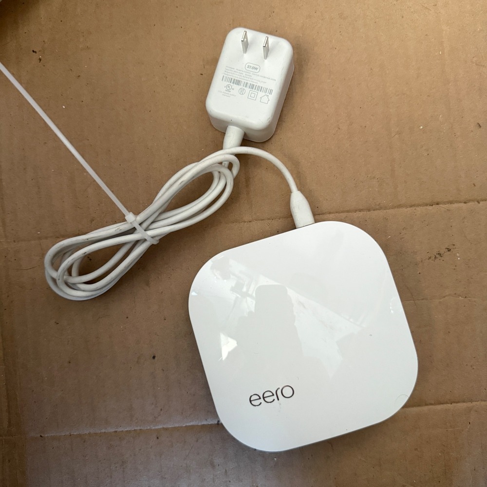 Amazon eero Pro 2nd Gen Mesh WiFi Router B010001 White with 27W Power Adapter